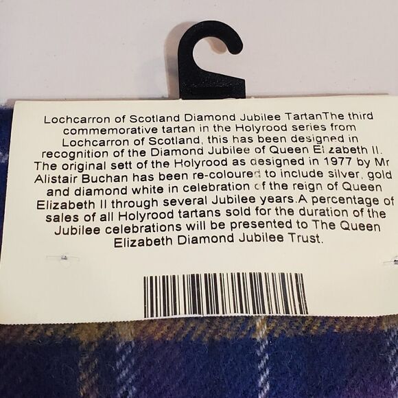 NEW James Pringle Weavers Scarf 100% lambswool Plaid Scotland Fringe 11" x 59" - Picture 5 of 5